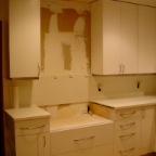 WHITE AND STAINLESS KITCHEN1
