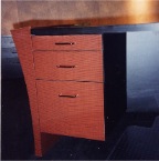 CALI DESK2