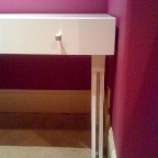 WHITE LACQUER DESK CLOSE