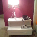 WHITE LACQUER NITESTAND